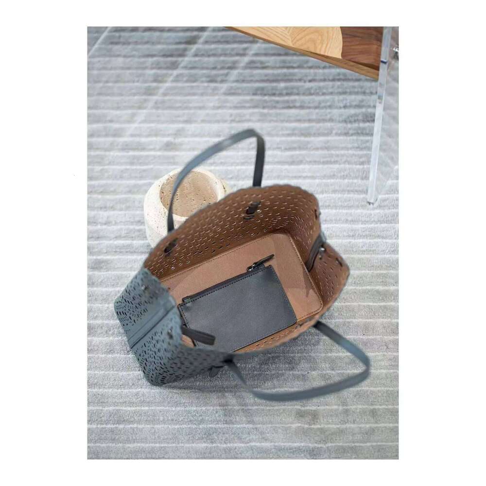 Brand Design High Quality Cowhide Shoulder Handbags For Women 2025 Fashion Large Capacity Genuine Leather Bucket Bag