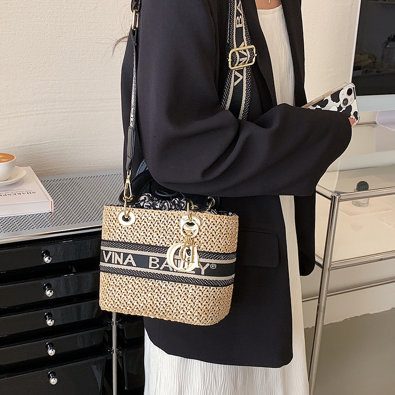 Free Shipping Trendy Fashion Woven Handbag Designer For Women 2025 Summer New Wide Shoulder Strap Straw Luxury Bag Single Shoulder Bag Vegetable Blue