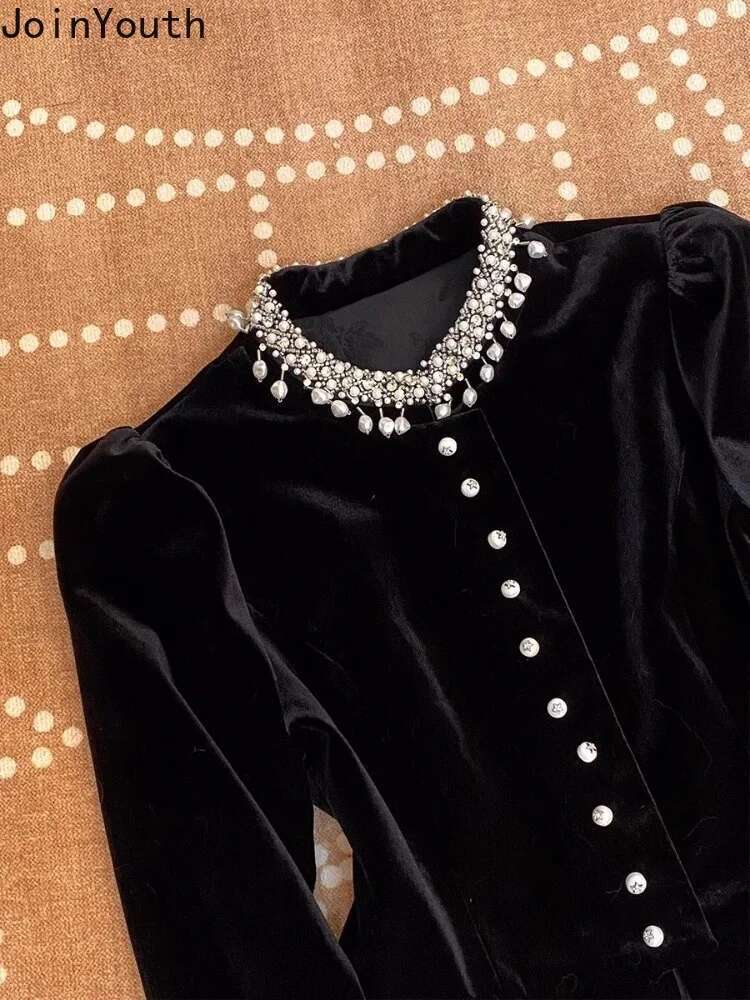Blouses for Women Black Heavy Beading O-neck Puff Sleeve Shirts 2025 Blusas Mujer De Moda Slim Fit Velvet Vintage Blouse Tops