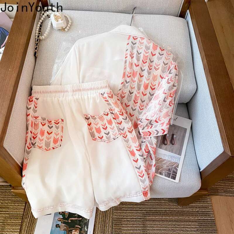 Fashion Tracksuit Korean Two Piece Set Women Loose Shirt Tops Casual Shorts Sets Y2k Clothes Suit Streetwear BF Outfits 2 Pcs