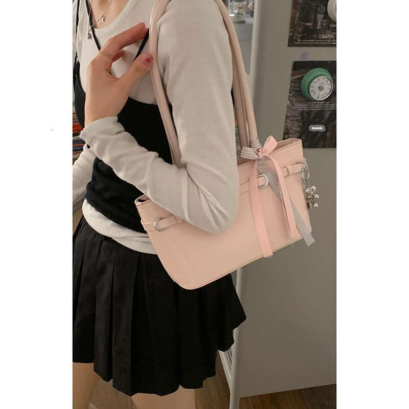 Minimalist Women's 2025 designer bag New High-end Underarm Shoulder Bag Niche Fashion Commuter Handbag