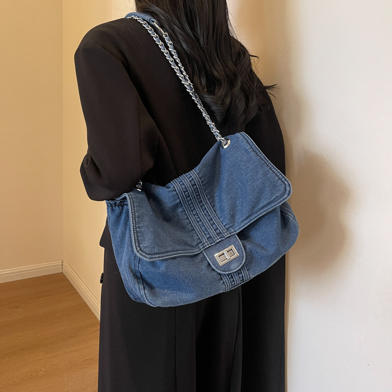 Free Shipping Designer Bag Denim Fabric Bag For Women 2024 New Fashion Large Capacity Chain Shoulder Bag High-end Feel For Class And Commute Luxury Ba
