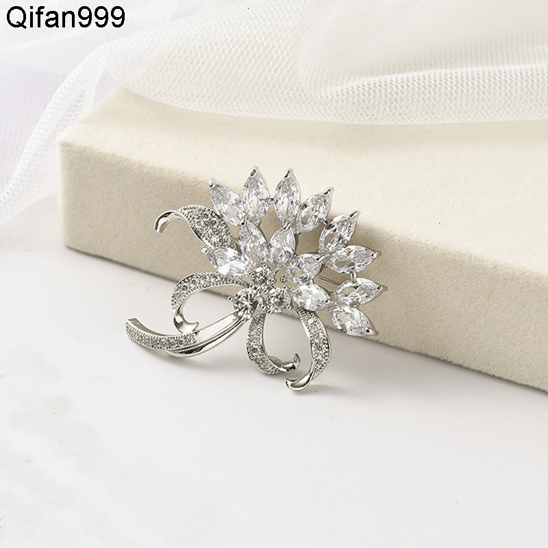 Full Diamond Brooches Fashion Brooch Wedding Flower Corsage High Quality Crystal Zircon Brooches