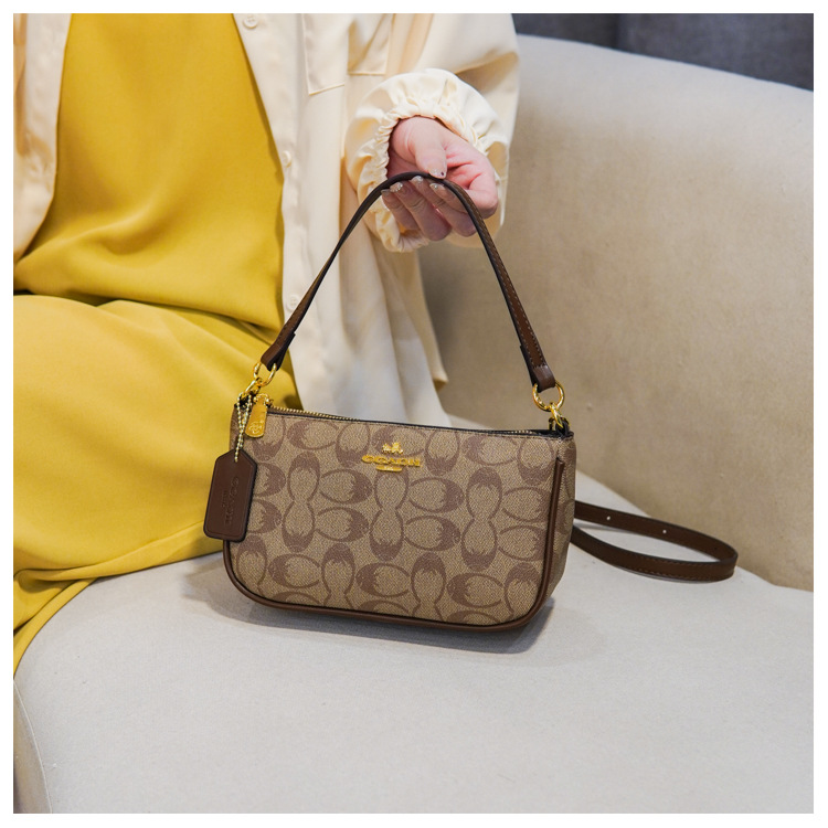 Free shipping 2025 designer Shoulder Bags for womans ladies flap lady fashion causal handbag women crossbody Underarm messenger bag