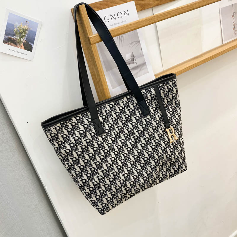 Free Shipping Designer Bag Single Shoulder Canvas Bag Casual College Style Women's Backpack Simple Version Large Luxury Bag Capacity Travel Trend