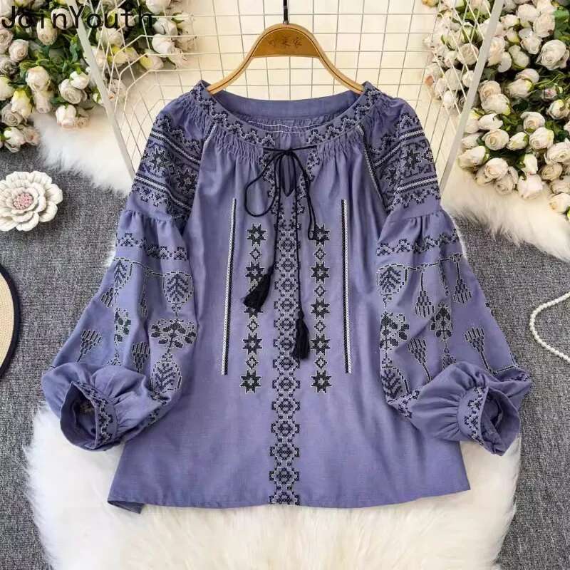 Blouse for Women 2025 Camisas De Mujer O-neck Lantern Sleeve Loose Shirts Vintage Tops Female Chic Embroidery Summer Blouses
