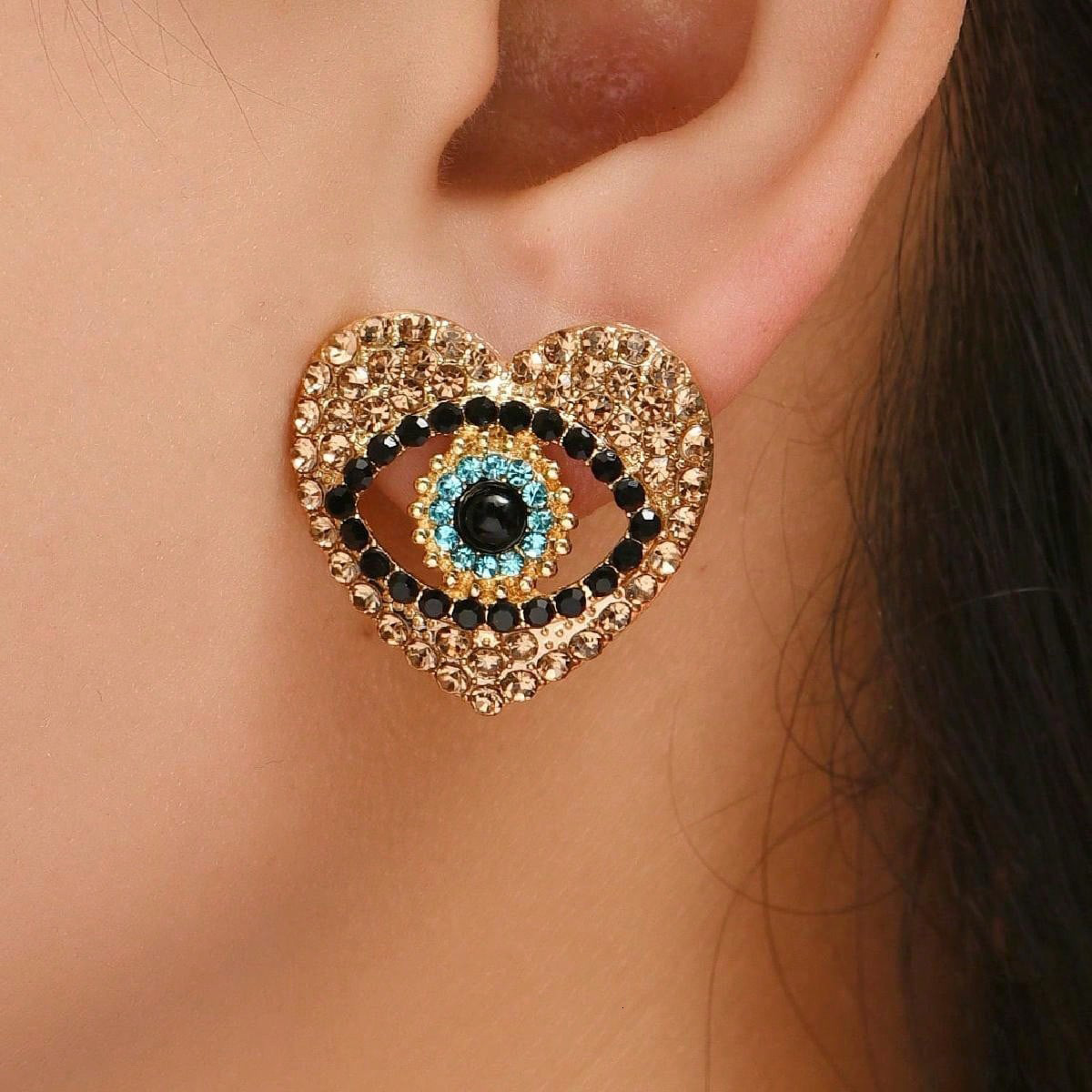Fashion Heart Inlaid New Personality Hlow Angel Eye Earrings Creative Ear Jewelry