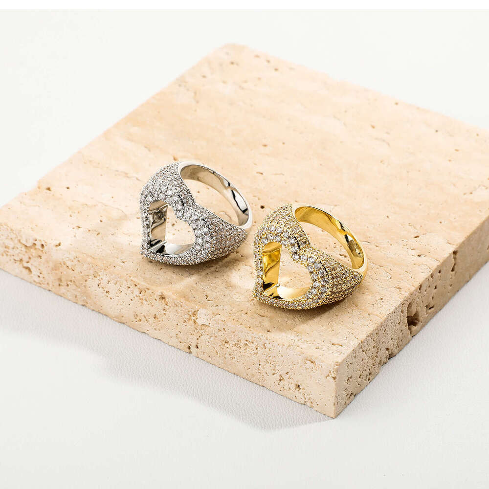 Hollow Heart Zircon Personality Hip-Hop Couple Ins Internet Celebrity Fashion Sense Ring