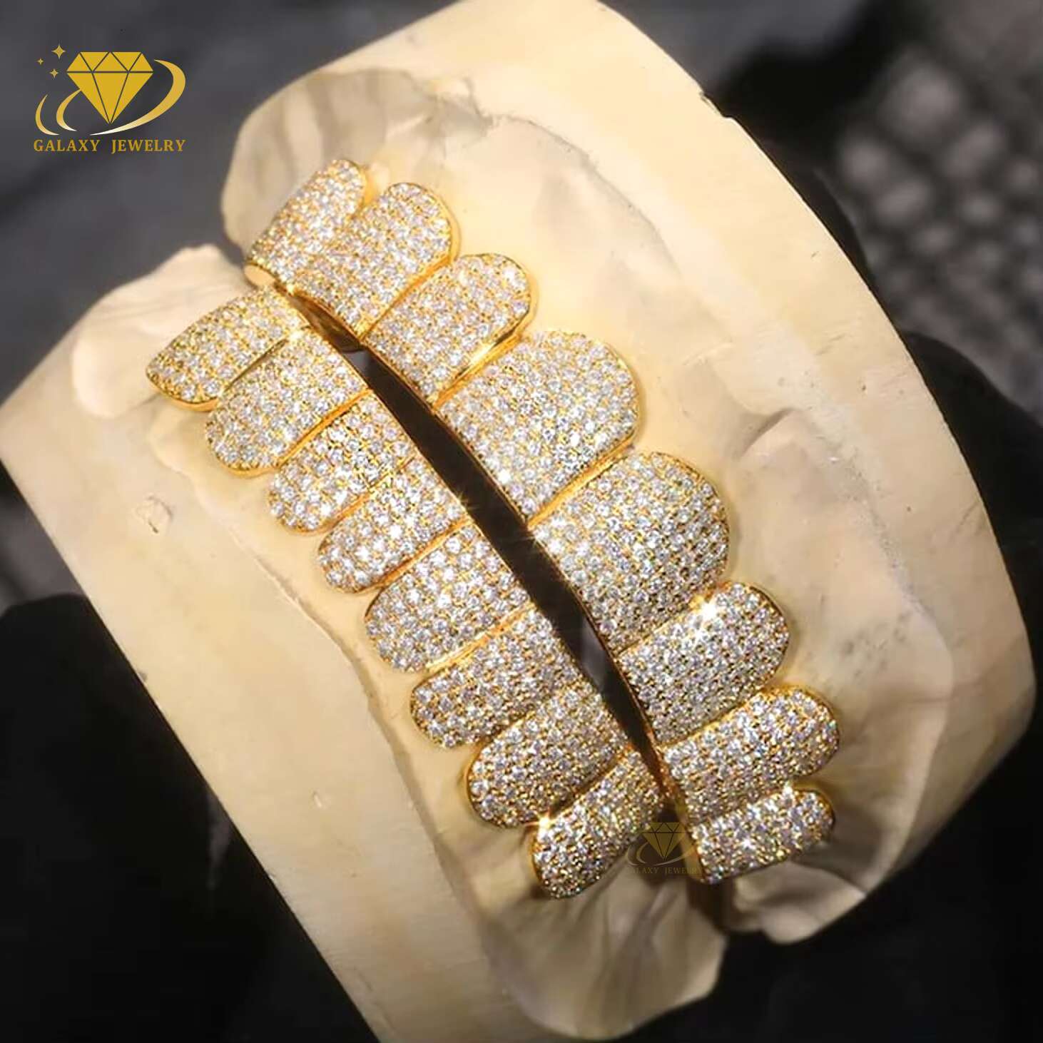10K 14K 18K Gold Moissanite Grillz Passes Diamond Hip Hop Jewelry 925 Sterling Silver Custom Grillz Top Bottom Teeth Grills