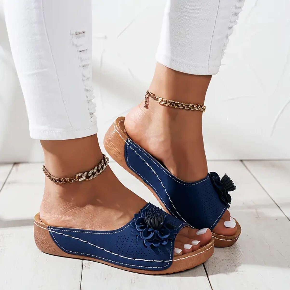 Luxury Brand Designer Shoes Sandals Southeast Asian Foreign Trade Plus Size Thick Sole Hollow Out One-Strap Sandals For Women Cross-Border Open-Toe Fl
