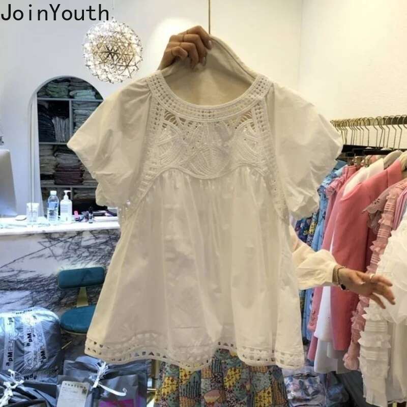 Korean Blouse Women Clothing 2025 Blusas Mujer De Moda O-neck Hollow Out Loose Shirts Vintage Sweet Summer Blouses Tops 7k322