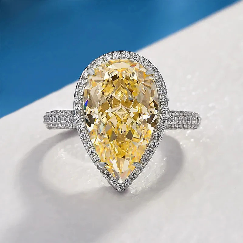 Huitan Big Pear Yellow/Pink Cubic Zirconia Rings for Women Wedding Engagement Band Accessories Gorgeous Ladies Jewelry 250617
