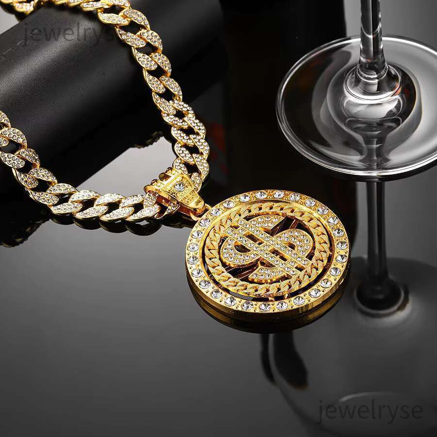 DHcollection Iced Gold Pendant Necklace Cuban Chain Hip Hop Jewelry