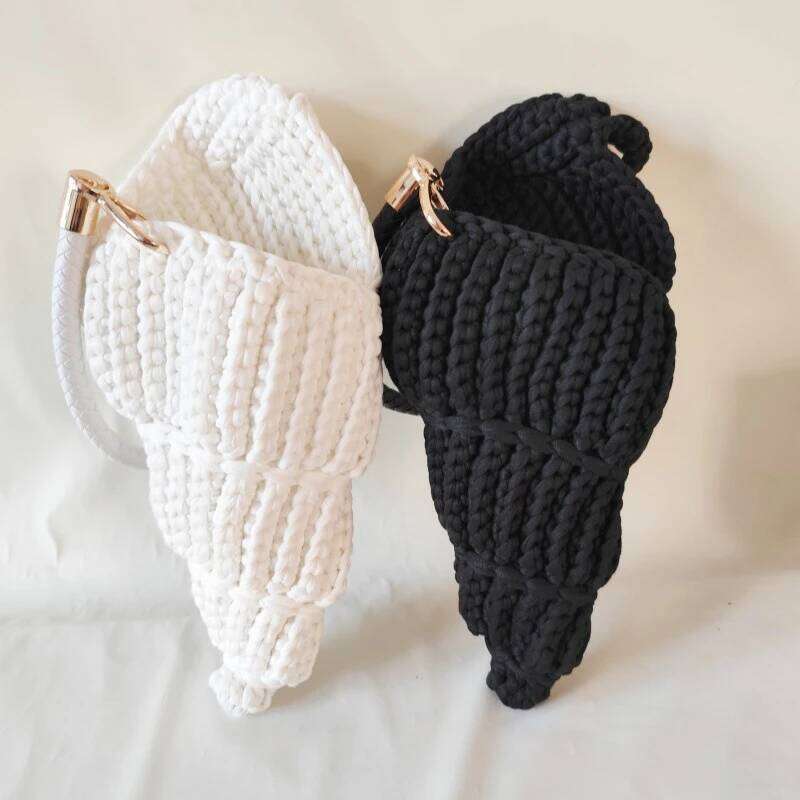Designer bag Hand-woven High Quality Conch Pearl Chain Women Seaside Holiday Creative Shoulder Cute Shell Brand Crossbody Bag