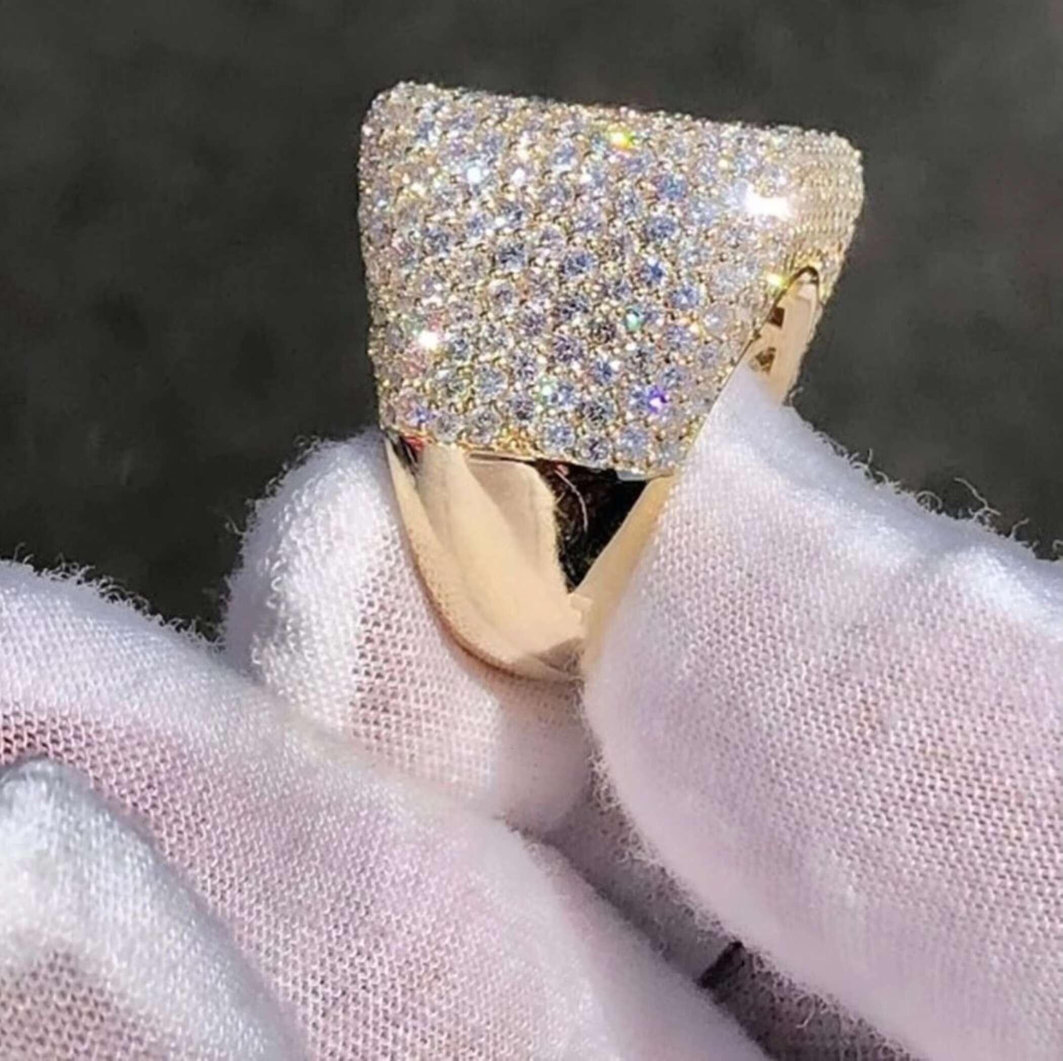 Hip Hop Jewelry Ring Brilliant Round Cut Moissanite Mens Iced Out Ring 925 Sterling Silver Luxurious Style Rappers Pinky Ring
