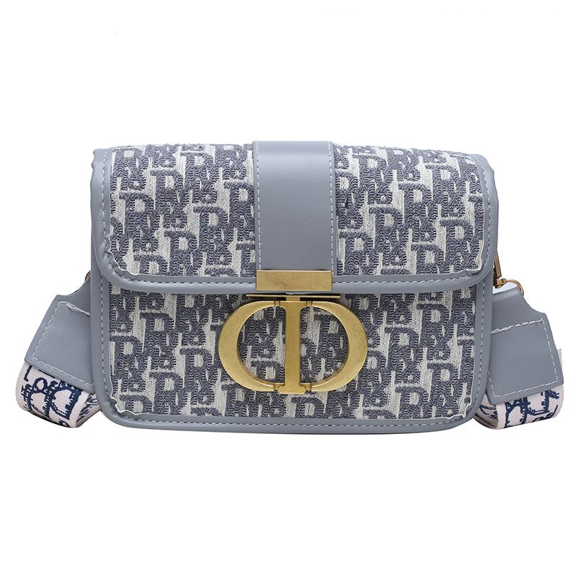 Free shipping 2025 designer Shoulder Bags for womans ladies flap lady fashion handbag womenWide shoulder strap small square bag crossbody Underarm mes