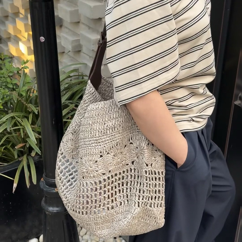 Free shipping designer bag Straw Bag for Women Large Capacity Ethnic Style Vintage Shoulder Bag Summer Beach Vacation Woven Tote Bag