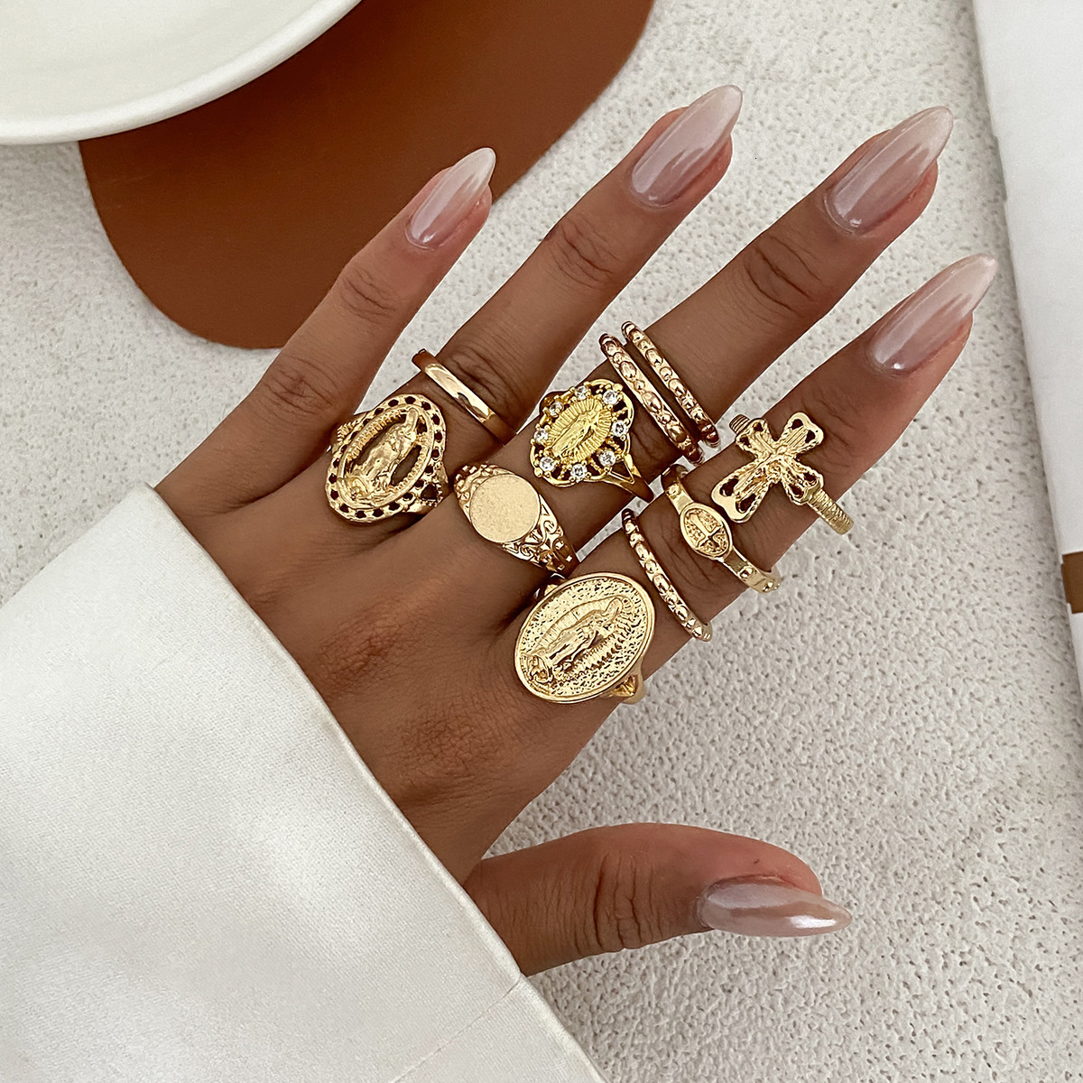 Bold Diamond Crown Hip Hop Knuckle Ring Cross Diamond Inlaid Fashion Statement Finger Ring Jewelry