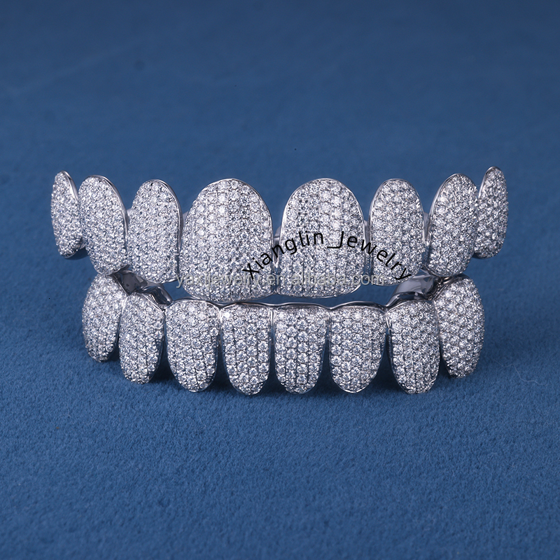 Factory Custom S925 Silver 10K 14K 18K Solid Gold 1.5mm 8top 8bottom Iced Out VVS Moissanite Lab Grown Diamond Grillz for Teeth