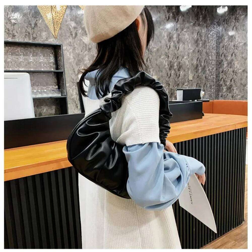 Hot Selling Fashion Pleated Handlebags For Women PU Cloud Leisure Armpit Bag Shopping Shoulder Dumpling Handbag Female Hand Bags Designer Bags