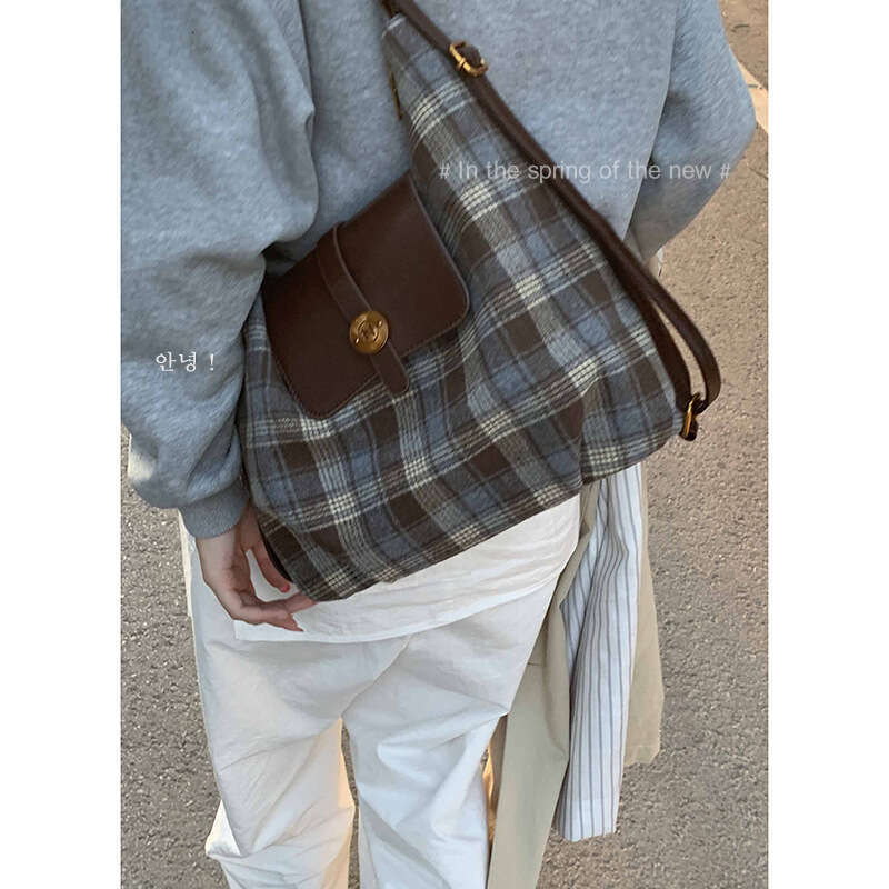 designer bag Korean Wind Casual Wool Plaid Backpack for Women Autumn 2024 New College Style Single Shoulder Tote Bag