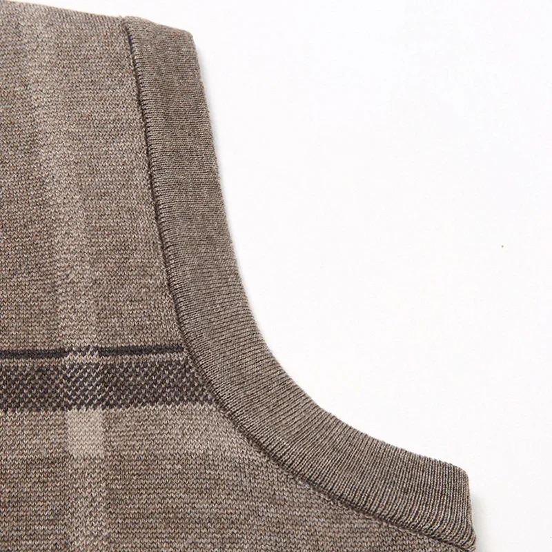 Mens Thickened Casual Sweater Tank Top Autumn and Winter Warm Vneck y250618