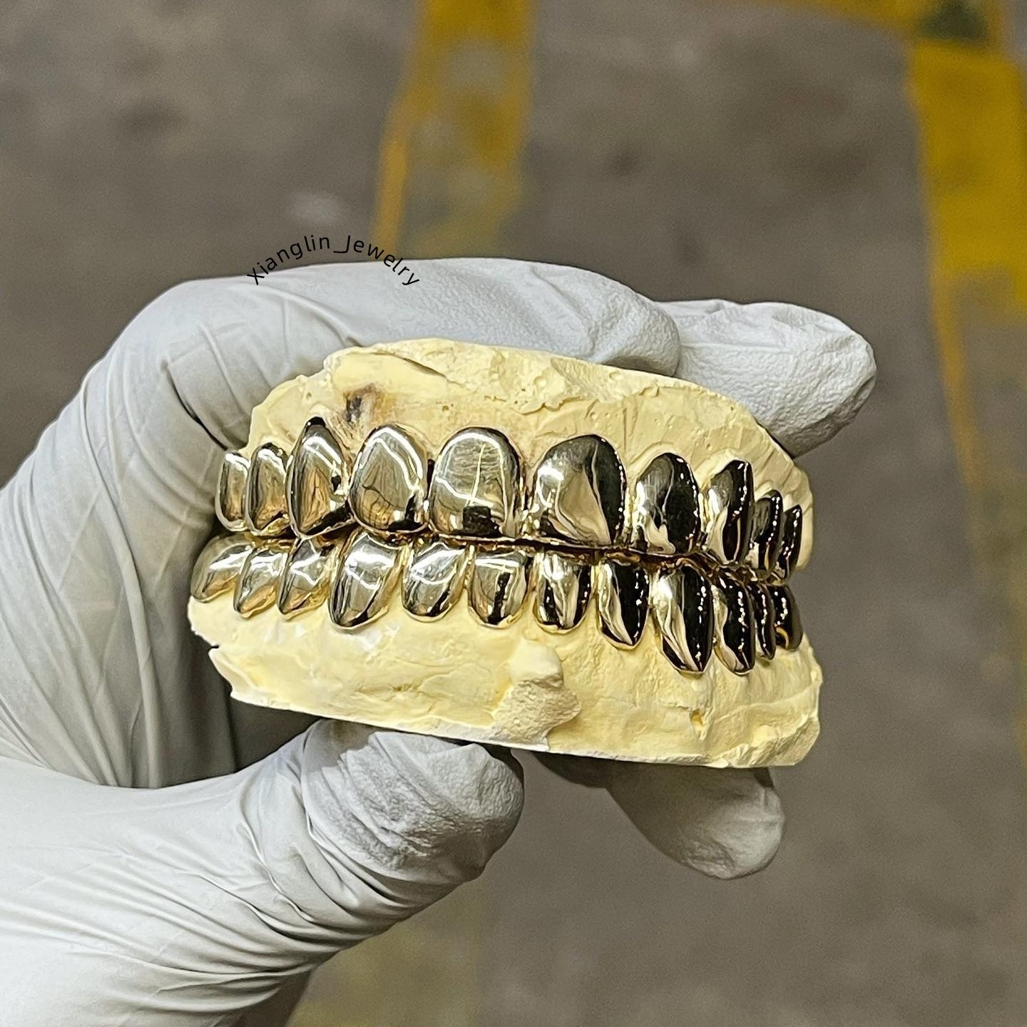 2023 New Wholesale Mens Hip Hop Gold Teeth Silver 925 Grillz Top Bottom Iced Out Grillz Dental Moissanite Grill