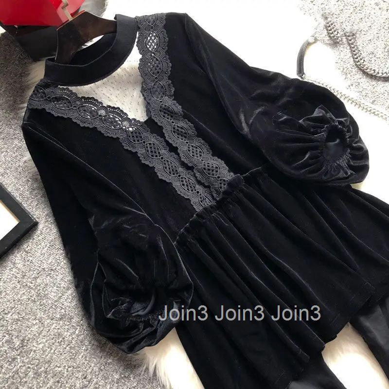 Velvet Blouses for Women Patchwork Lace Stand Neck Lantern Sleeve Black Shirts 2025 Camisas De Mujer Vintage Korean Tops Female