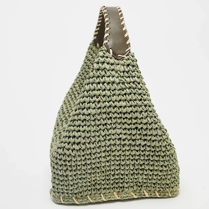 Free shipping designer bag 2025 New Woven Straw Bag Casual Large Capacity Daily Versatile Commuting Niche Personality High-end Women Bag
