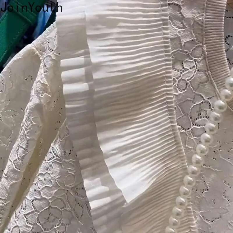 Oversized Tshirts for Women Patchwork Lace Summer Tees Fashion Casual Korean Tees Hollow Out Ruffles T-shirt 2025 Ropa Mujer