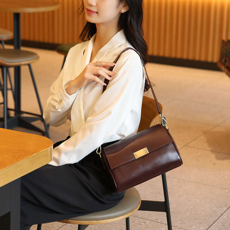 Top Layer Cowhide 2025 New Underarm for Women Fashion Crossbody High-Quality Genuine Leather Shoulder Bag