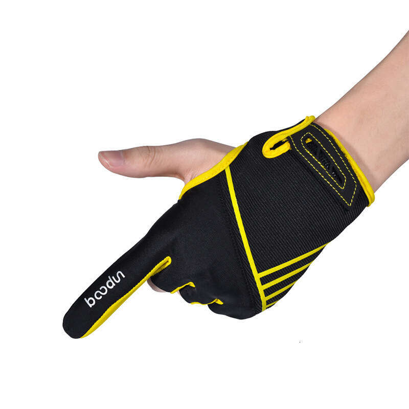 New leisure bowling gloves dew refers to breathable fitness gloves.
