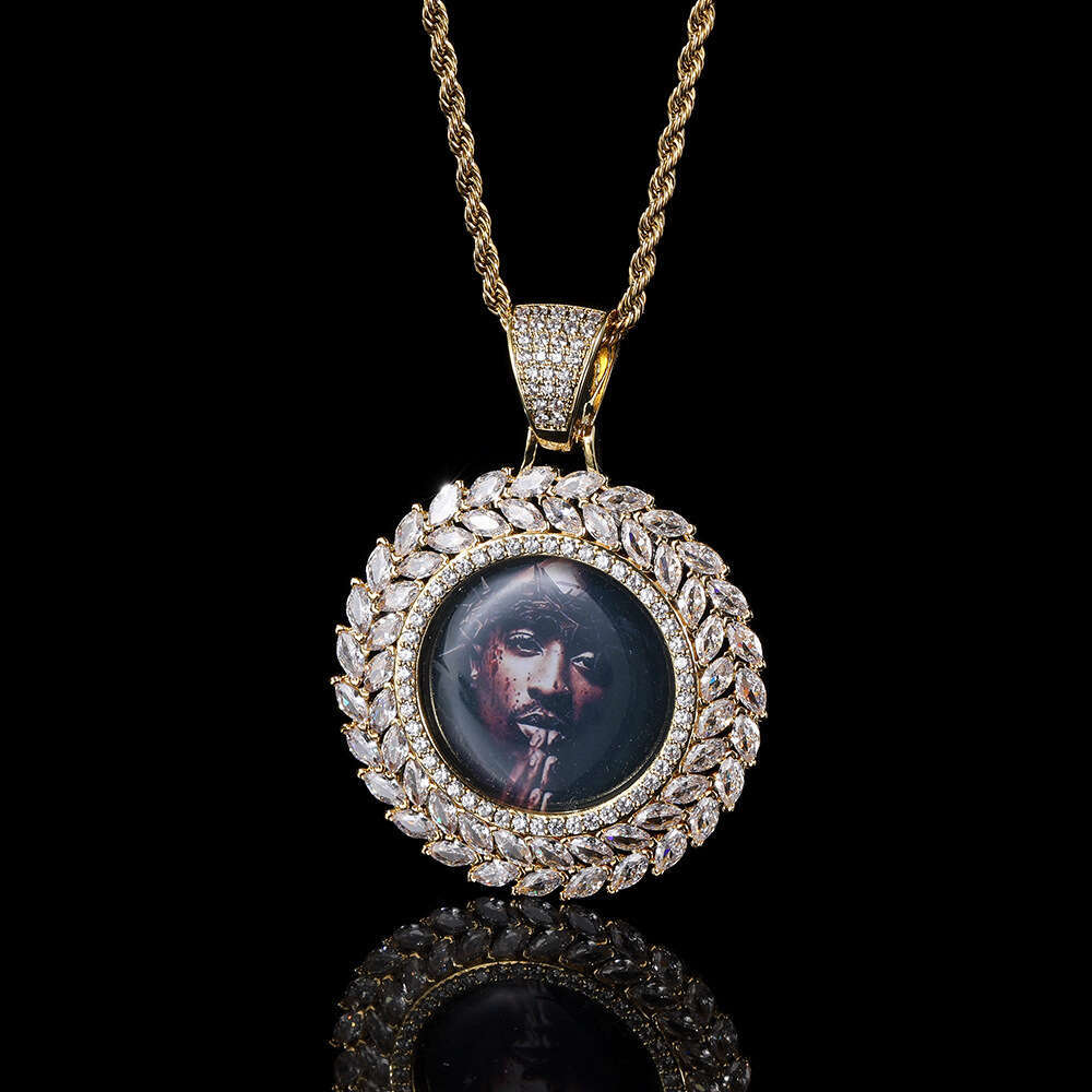 Hip Hop Wheat Spike Round Frame Trendy Brand Personality Copper Inlaid Zircon Commemorative Photo Pendant Necklace 3a6b