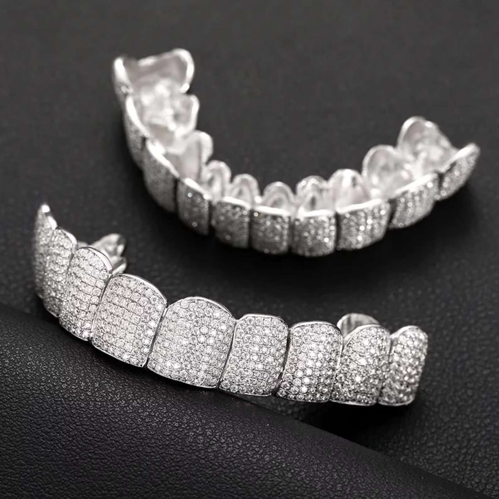 New Design Permanent Grillz Hip Hop Teeth Cover Moissanite Iced Out Gold Tooth 925 Sterling Silver Teeth Silver Gold Punk Grillz