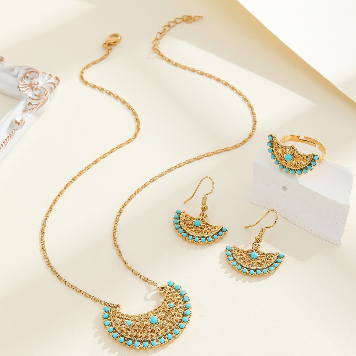 Minimalist American Style Necklace And Earring Set Fashion Fan-Shaped Design Index Finger Ring Earrings