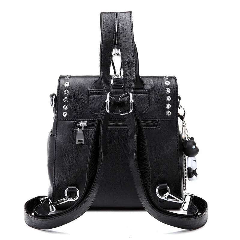Designer bag Women Genuine Leather Backpack Rivet Multifunctional Shoulder Female Retro Travel Bag Teenage Girls Fashion Schoolbag