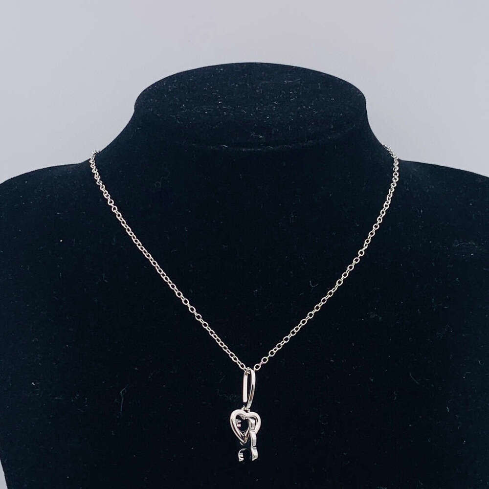 cel New Arc de Triomphe Dia Necklace, Cel Letter Versatile Choker, Brass Jewelry for Women 5d74