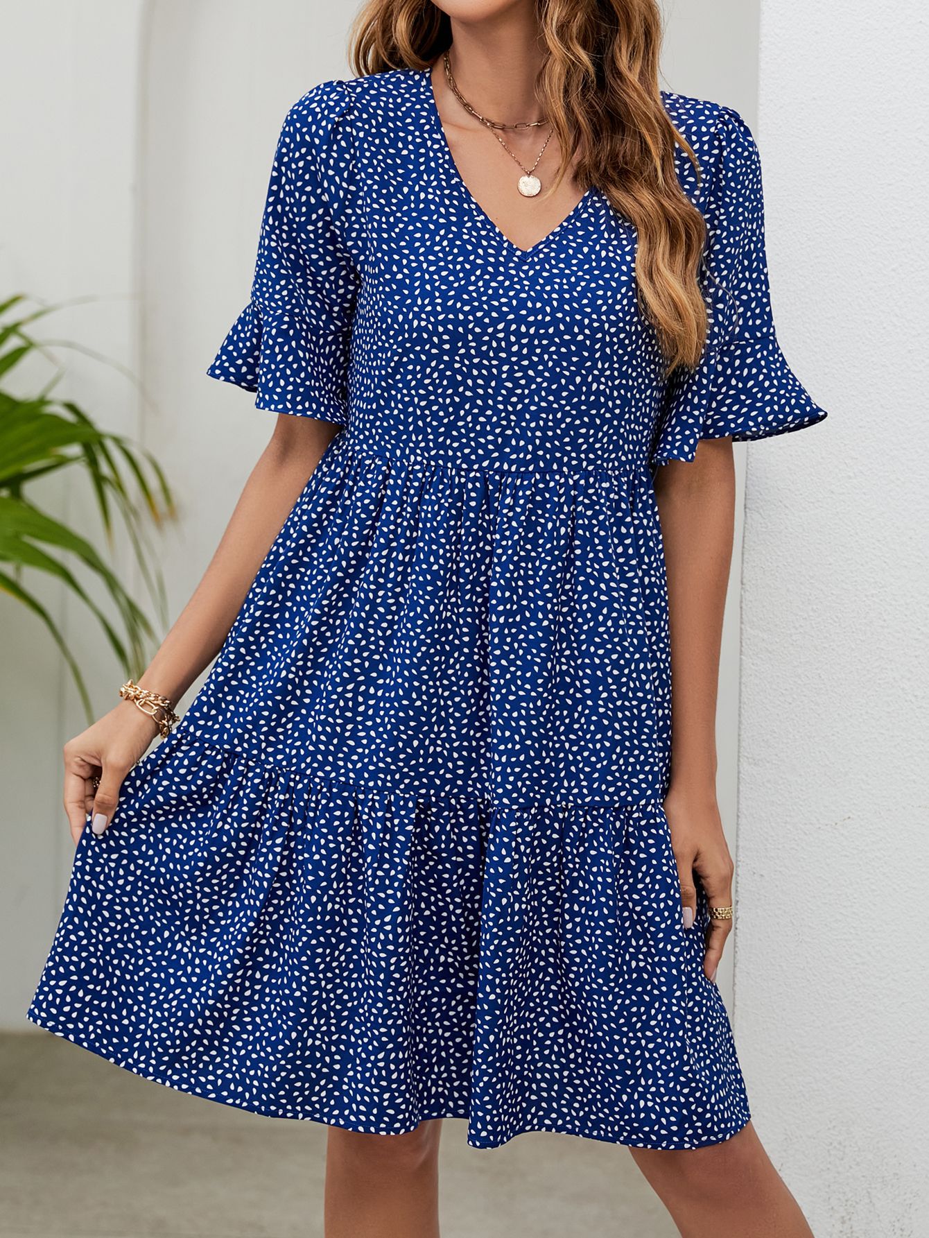 M622New foreign trade hot-selling dress V-neck trumpet sleeve printed casual holiday dress