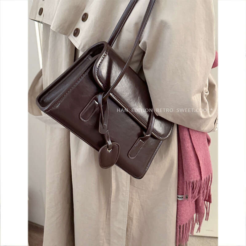 French designer bag Style Niche Commuter Shoulder Bags 2023 New Simple Briefcase Versatile Underarm Bag Women's Handbag