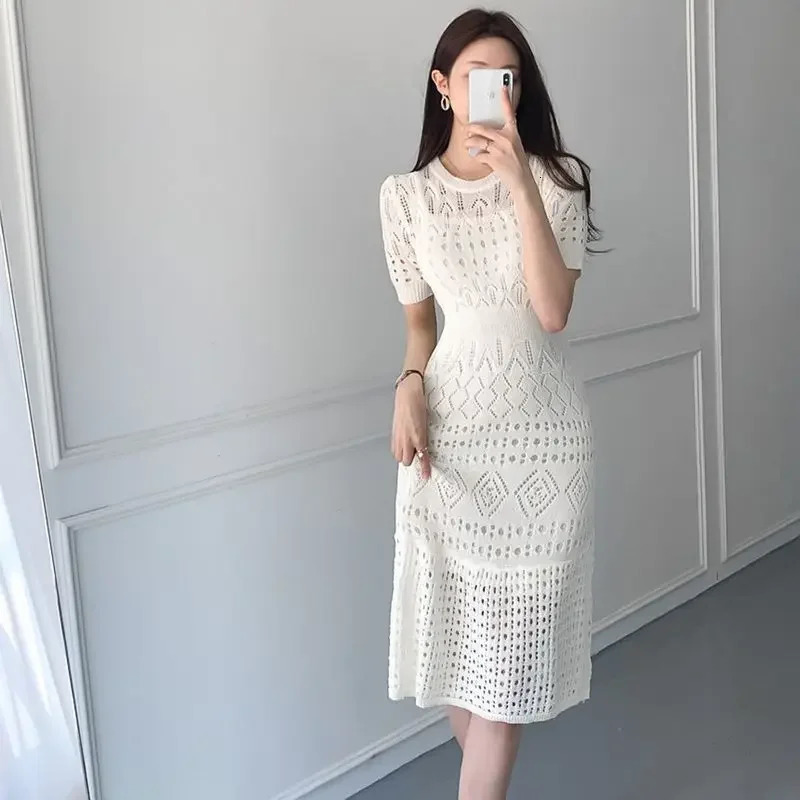 Summer White Short Sleeve Hollow Out Knitted Dress Ice Silk Waist Cinching Slimming Fashionable A-Line Skirt Womens Style 250617