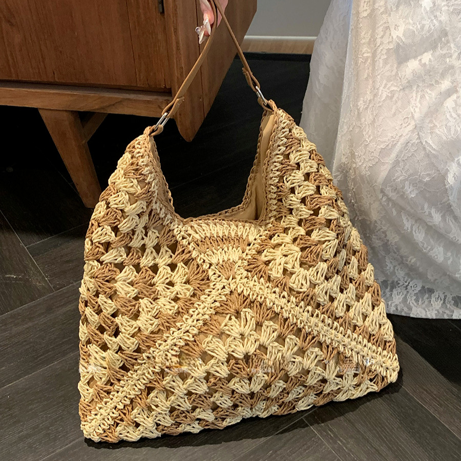 Popular Lazy Style Woven Women's Bag Free Shipping New Fashion Straw Straw Shoulder Bag Multi Functional Designer Commuter Handbag Shoulder Bag