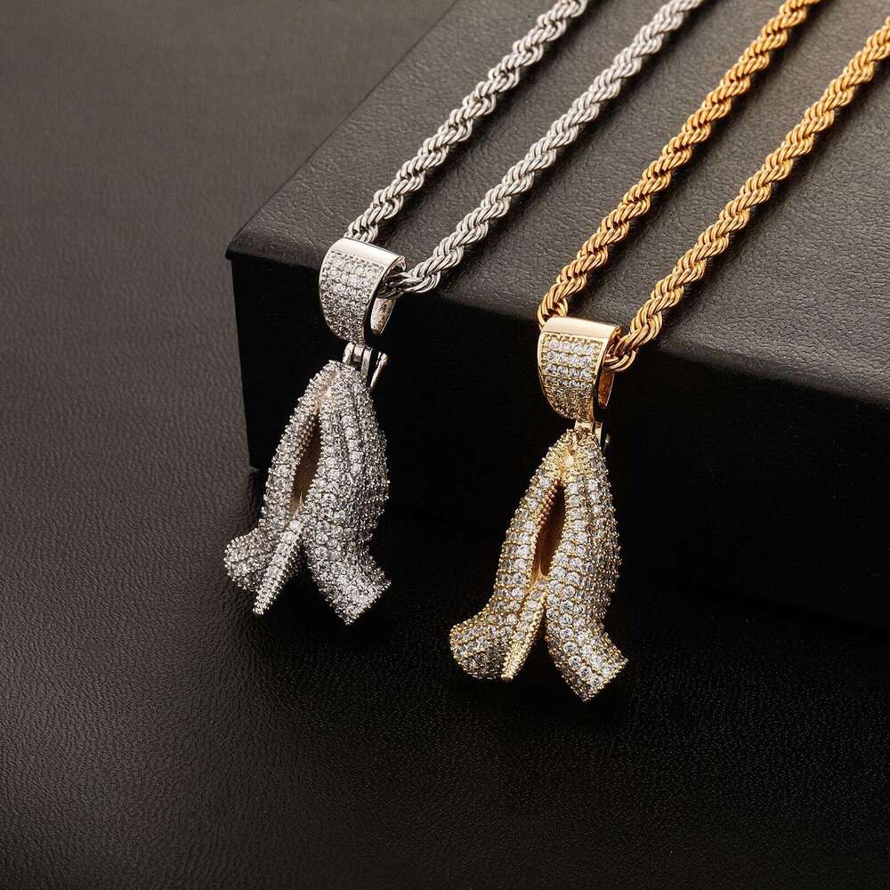 Minimalist Internet Celebrity Style Trendy Copper Necklace with Inlaid Dias Hip-Hop Jewelry for Men Prayer Pendant