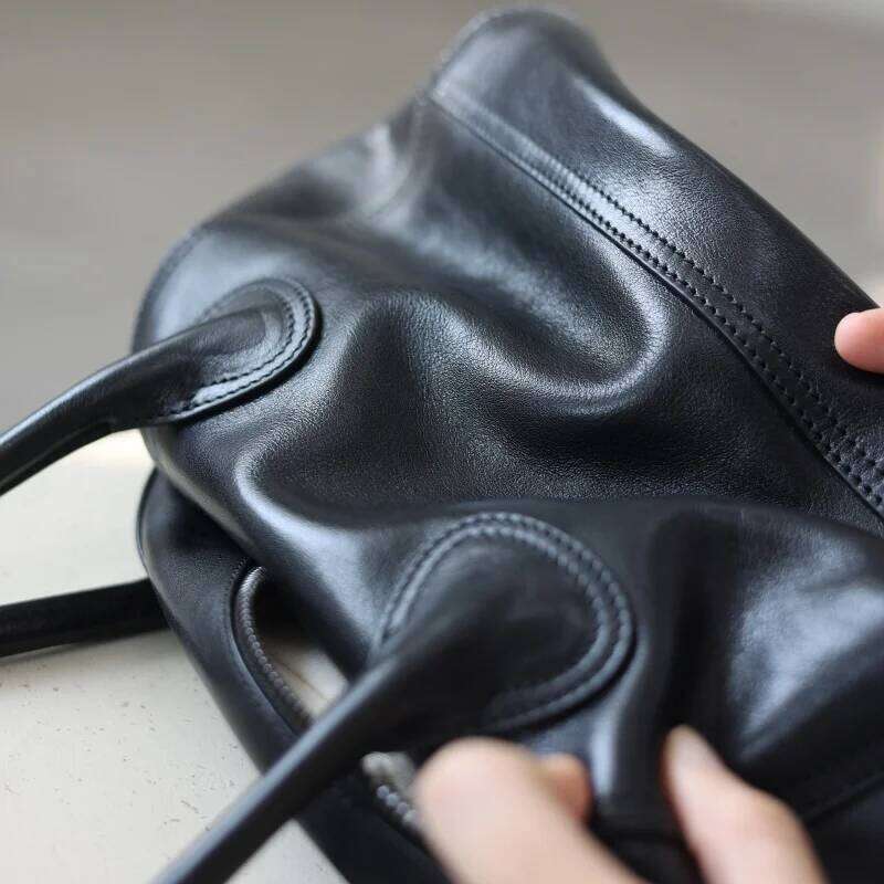 Women's Genuine Leather Vintage Zipper Handbag Small Size Tote Real Cowhide Singel Shoulder Bags