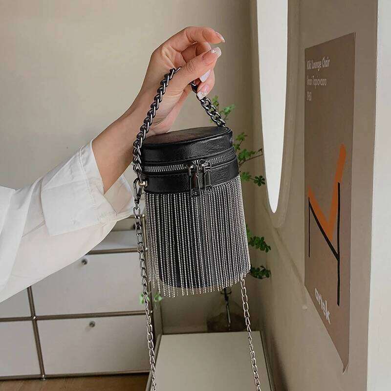 Designer Cylinder Bag Ladies Fashion Rivet Shoulder Bags Fringed Small Mobile Phone Crossbody Purse Summer Chain Borse