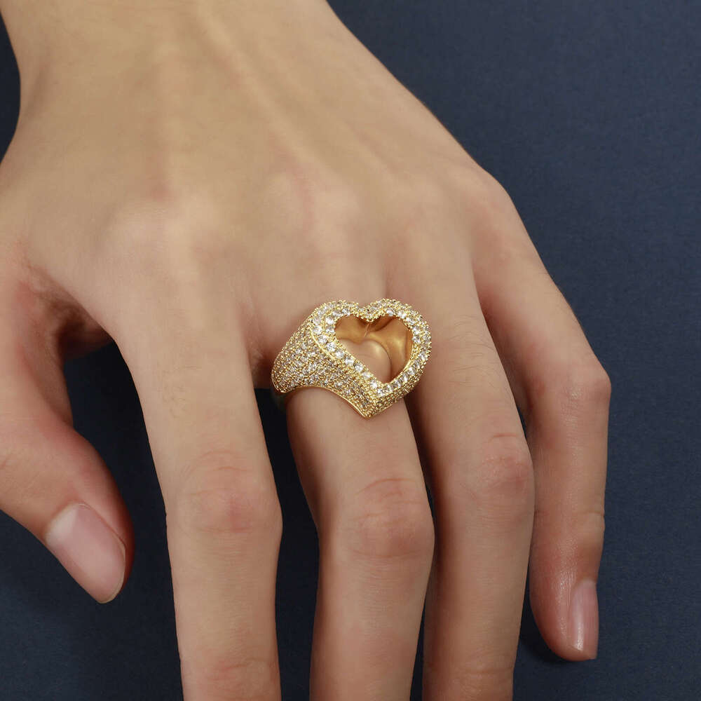 Hollow Heart Zircon Personality Hip-Hop Couple Ins Internet Celebrity Fashion Sense Ring