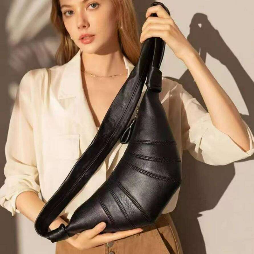 HOT 2025 LE Horn Bun, niche texture, can be sung, dumpling crossbody chest bag, Meilad fashionable retro women's bag