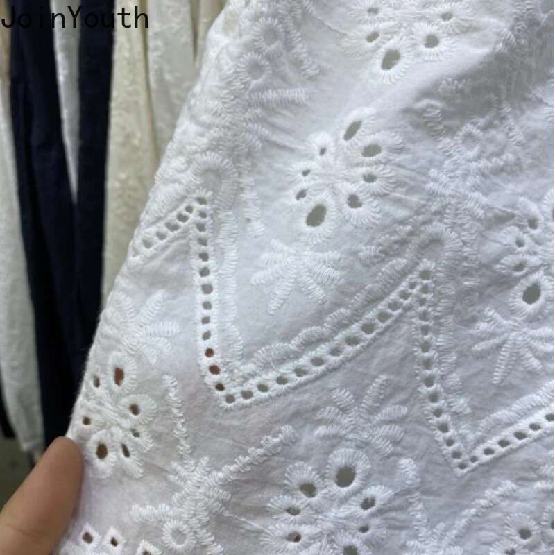 Vintage Pantalones Cortos De Mujer Summer Shorts for Women Cotton Hollow Out Lace Embroidery Short Mujer Korean Wide Leg Pants