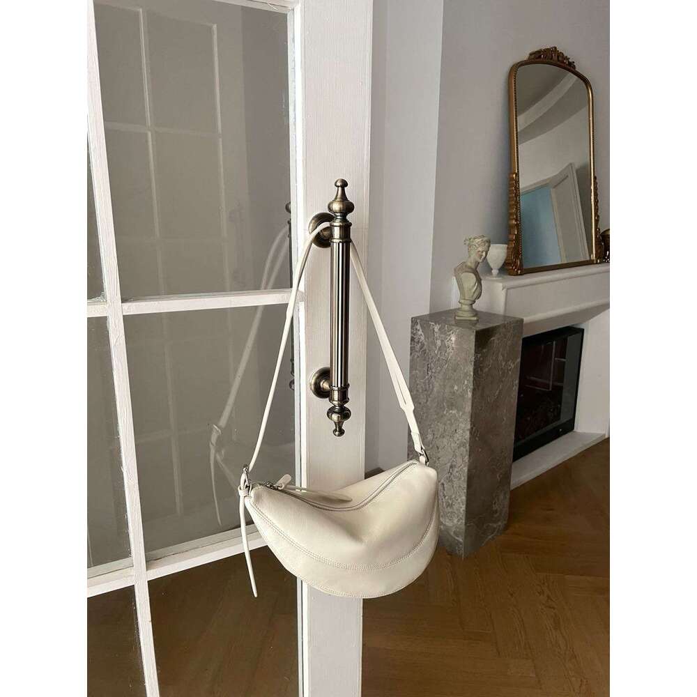 Free shipping fashion designer bag Luxury Top Layer Sheepskin Shoulder Genuine Leather Women s High end Fashion Versatile Crossbody Casual Commuter Sm