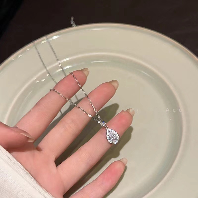 Choucong Ins Top Sell Luxury Jewelry Geunine 100% S925 Sterling Silver Pear Cut White 5A Zircon Diamond Water Drop Pendant Elegant Party Women Cavicle