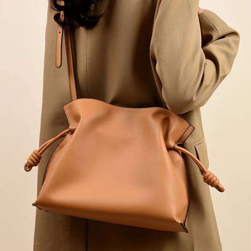 New Brand Drawstring Handbag Orange High-End Soft Genuine Leather Messenger Exquisite Smooth Shiny Black Shoulder Bag